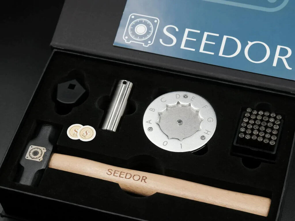 seedor-steel-wallet